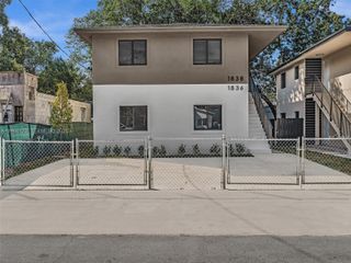 1836 NW 63rd St, Miami, FL 33147