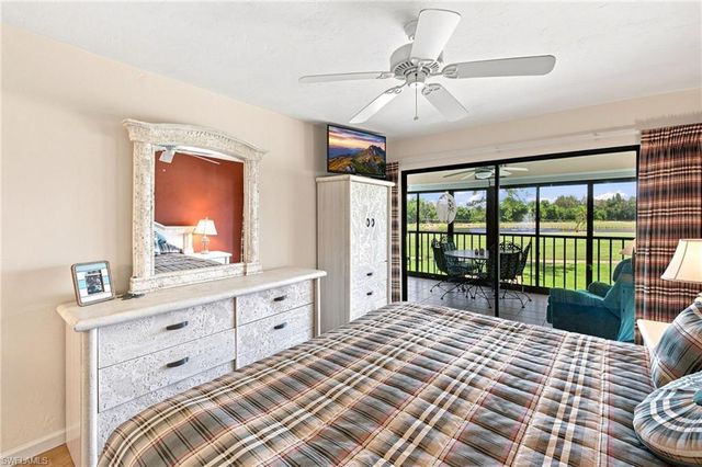 5585 Trailwinds DR 324, Fort Myers, FL 33907