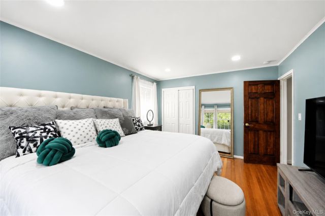 74 Cornell Drive, Smithtown, NY 11787