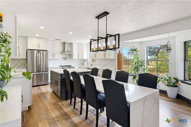 555 Fm 477, Seguin, TX 78155
