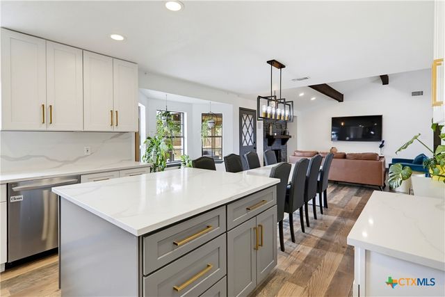 555 Fm 477, Seguin, TX 78155