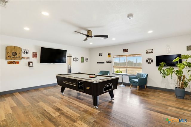 555 Fm 477, Seguin, TX 78155