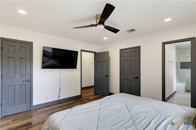 555 Fm 477, Seguin, TX 78155