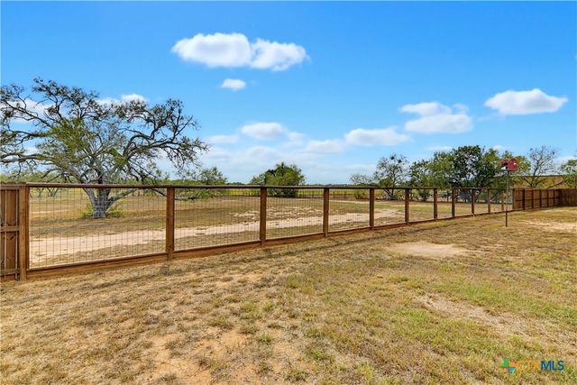 555 Fm 477, Seguin, TX 78155