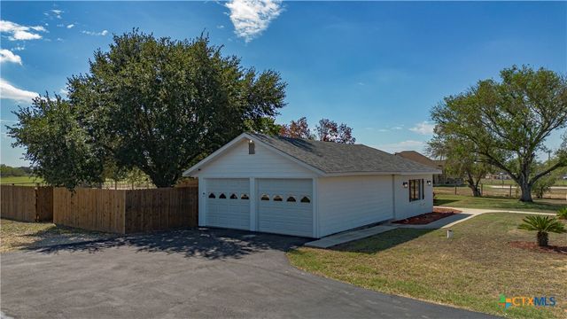 555 Fm 477, Seguin, TX 78155