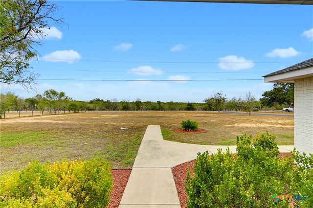 555 Fm 477, Seguin, TX 78155