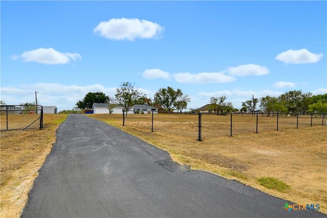 555 Fm 477, Seguin, TX 78155