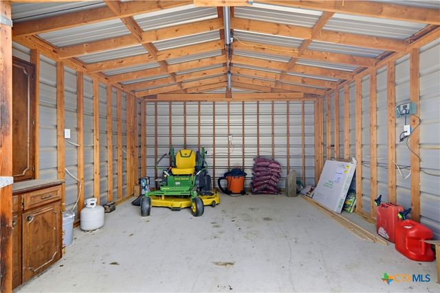 555 Fm 477, Seguin, TX 78155