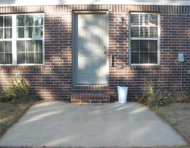 2221 W Skyler Drive, Fayetteville, AR 72704