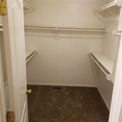 2221 W Skyler Drive, Fayetteville, AR 72704