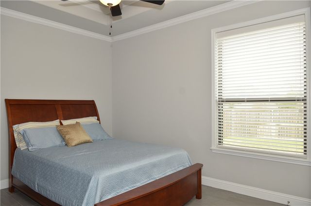 3212 Ashville Path, Bryan, TX 77808