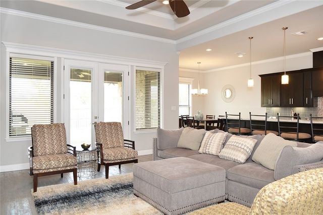 3212 Ashville Path, Bryan, TX 77808