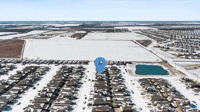 809 Trough Street, Royse City, TX 75189