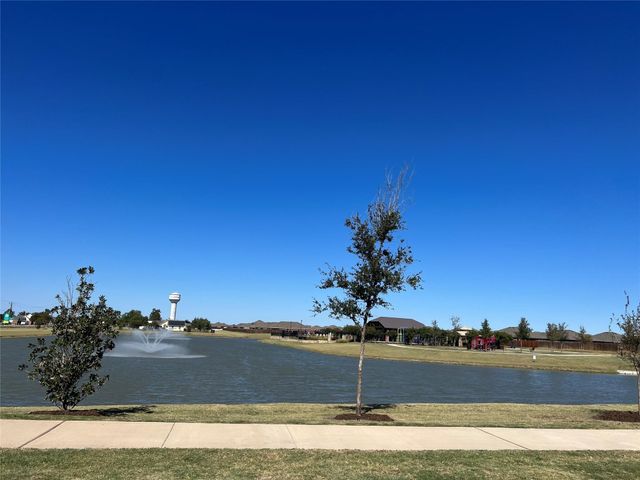 809 Trough Street, Royse City, TX 75189