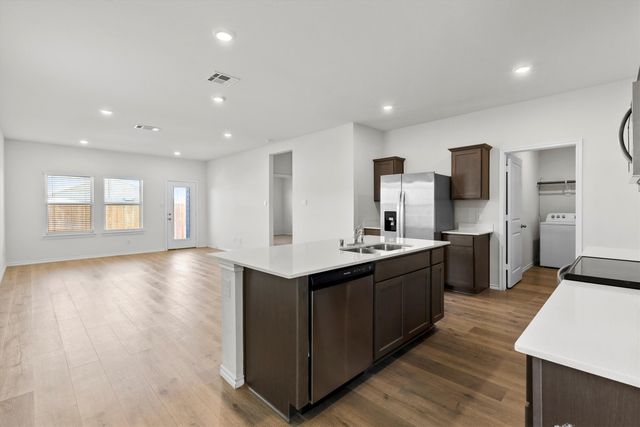 809 Trough Street, Royse City, TX 75189