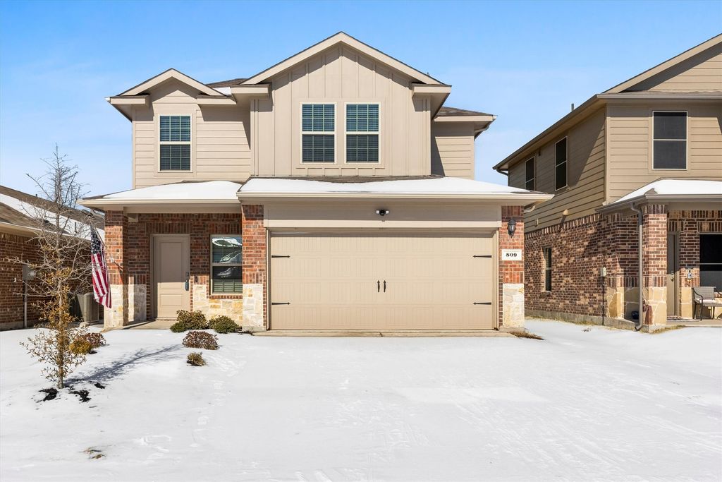 809 Trough Street, Royse City, TX 75189