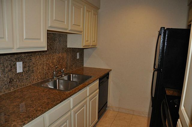 800 Post Oak Boulevard 18, Houston, TX 77056