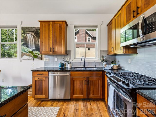 14 Sunset Drive, Asheville, NC 28804