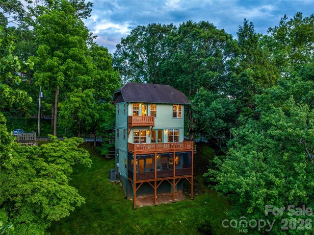 14 Sunset Drive, Asheville, NC 28804