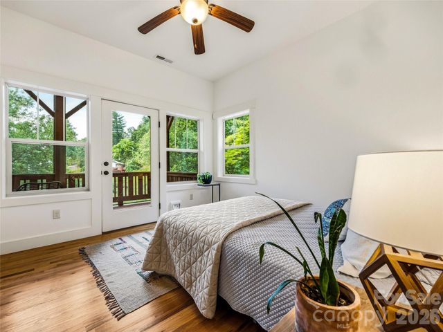 14 Sunset Drive, Asheville, NC 28804