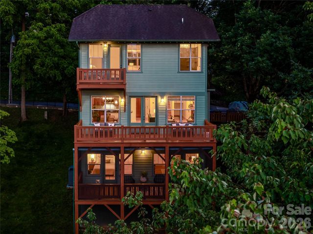 14 Sunset Drive, Asheville, NC 28804