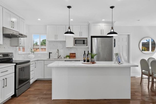 160 Gilbert Avenue, Santa Clara, CA 95051