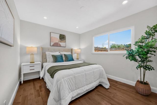 160 Gilbert Avenue, Santa Clara, CA 95051