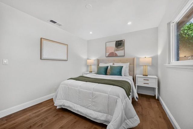 160 Gilbert Avenue, Santa Clara, CA 95051