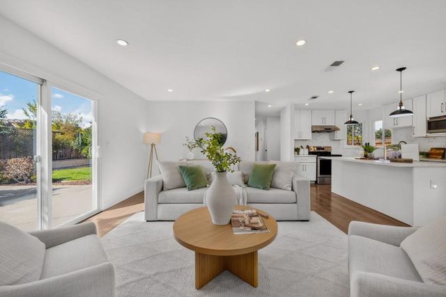 160 Gilbert Avenue, Santa Clara, CA 95051