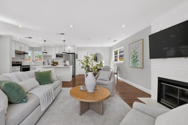 160 Gilbert Avenue, Santa Clara, CA 95051