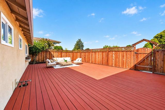 160 Gilbert Avenue, Santa Clara, CA 95051