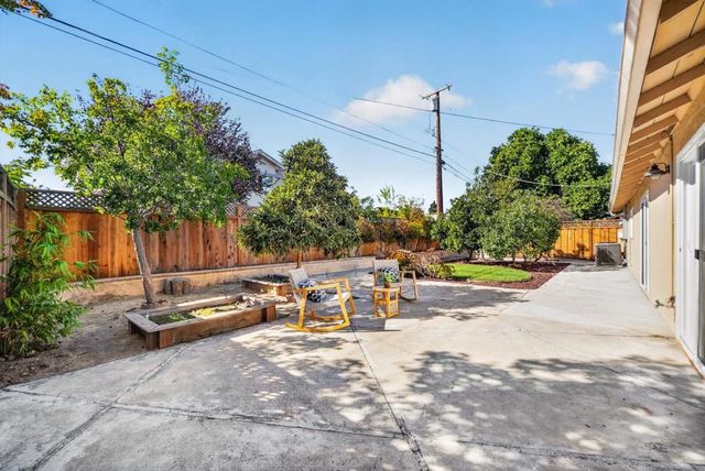 160 Gilbert Avenue, Santa Clara, CA 95051
