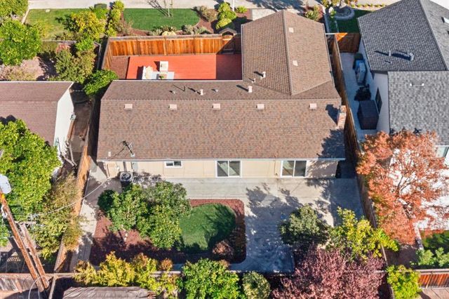 160 Gilbert Avenue, Santa Clara, CA 95051
