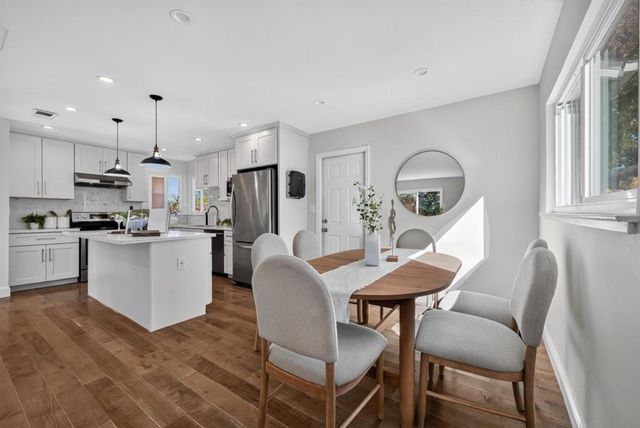 160 Gilbert Avenue, Santa Clara, CA 95051