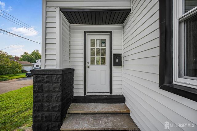 16 Lincoln Avenue, East Brunswick, NJ 08816