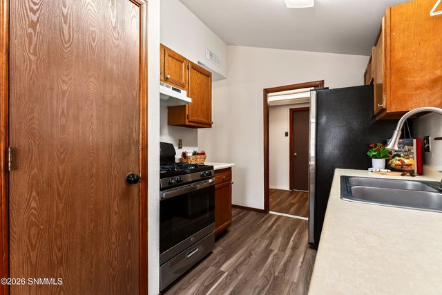1802 Buchanan Avenue, Las Cruces, NM 88001