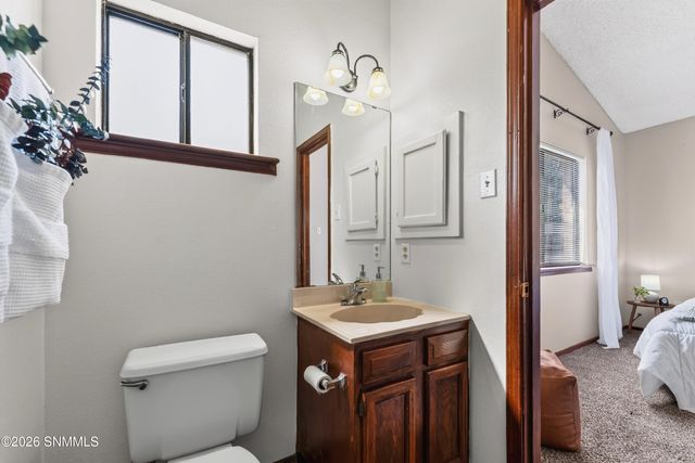 1802 Buchanan Avenue, Las Cruces, NM 88001