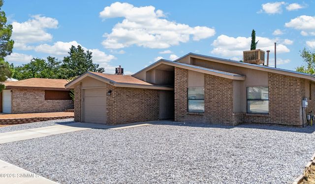 1802 Buchanan Avenue, Las Cruces, NM 88001