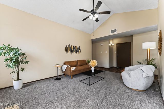 1802 Buchanan Avenue, Las Cruces, NM 88001