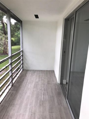 17 Keswick A 17, Deerfield Beach, FL 33442