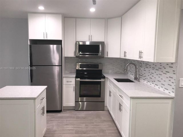17 Keswick A 17, Deerfield Beach, FL 33442