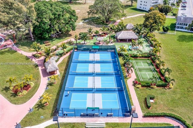 17 Keswick A 17, Deerfield Beach, FL 33442