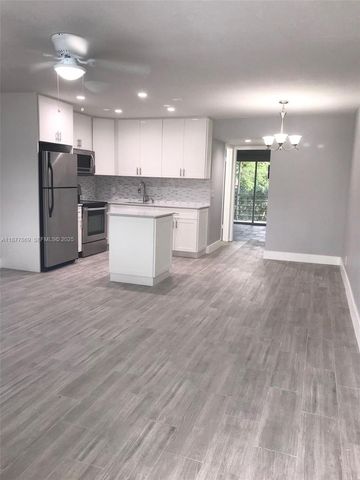 17 Keswick A 17, Deerfield Beach, FL 33442