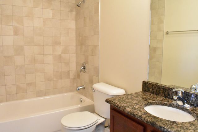 8255 Skokie Boulevard 501, Skokie, IL 60077