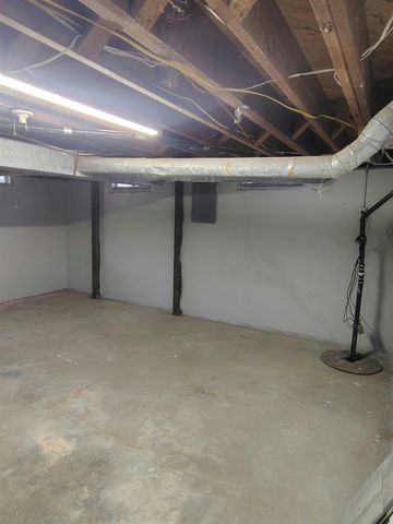 2302 E Mossman Ave, Wichita, KS 67214