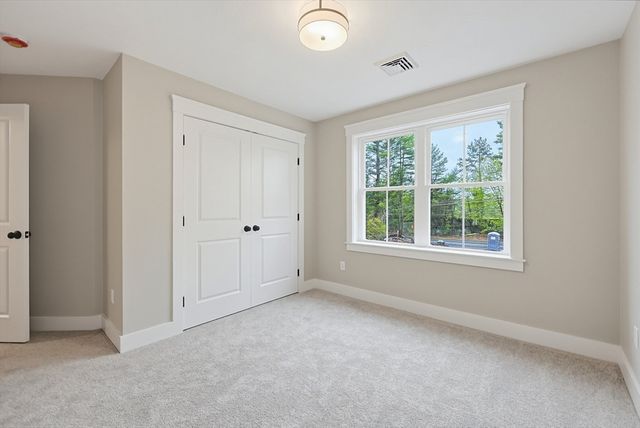 86 Plain, Hopedale, MA 01747