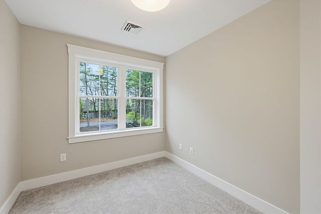 86 Plain, Hopedale, MA 01747