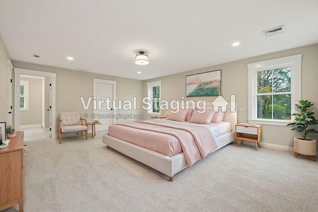 86 Plain, Hopedale, MA 01747