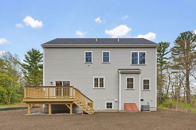 86 Plain, Hopedale, MA 01747