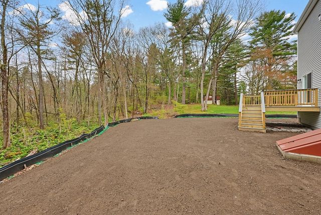 86 Plain, Hopedale, MA 01747